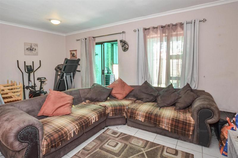 2 Bedroom Property for Sale in Bellville Western Cape